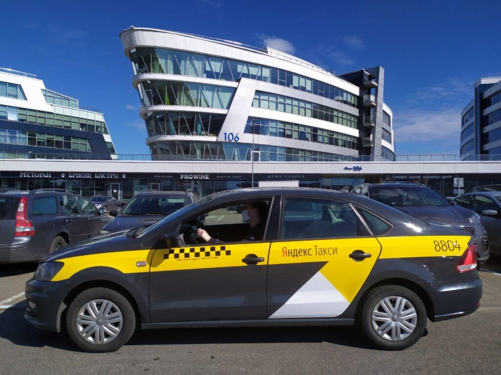 Яндэкс.Таксі пачаў маніторыць хуткасць аўтамабіляў у Гродне