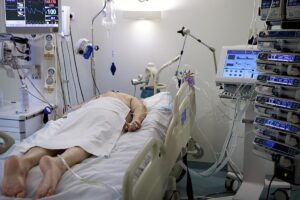 "Лекары і родныя ні на што не спадзяваліся". Жыхарка Ліды пра тое, як перажывае каранавірус "Лекары і родныя ні на што не спадзяваліся". Жыхарка Ліды пра тое, як перажывае каранавірус