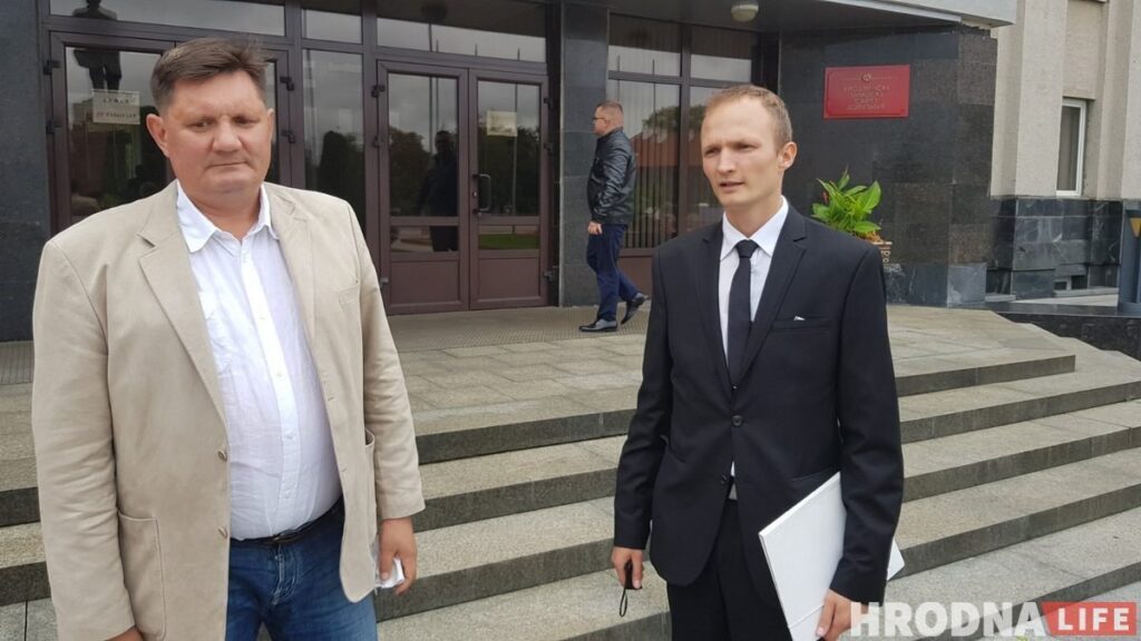 Гродзенцы ініцыююць адкліканне сваіх дэпутатаў з Палаты прадстаўнікоў. Але гэта не так проста Гродзенцы ініцыююць адкліканне сваіх дэпутатаў з Палаты прадстаўнікоў. Але гэта не так проста