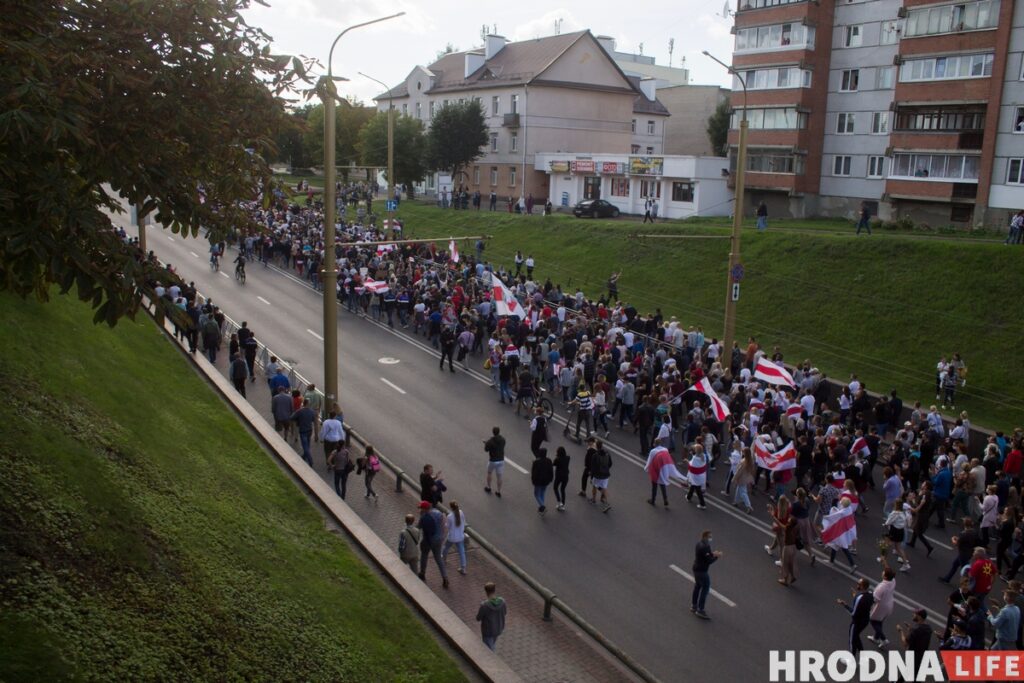 Задержанного на протесте 16-летнего студента ждет комиссия по делам несовершеннолетних