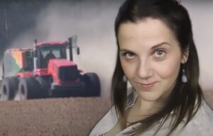 Акторы закрытага тэатра запісалі кліп-пародыю "Шчучыншчына". Выглядае вельмі натуральна Акторы закрытага тэатра запісалі кліп-пародыю "Шчучыншчына". Выглядае вельмі натуральна