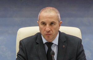 Мечыслаў Гой больш не кіруе ў Гродне. Новым старшынёй гарвыканкама стаў былы міністр ЖКГ Караев