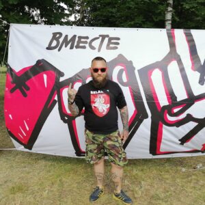 На гродзенскую пенсіянерку Станіславу Дамшэль склалі новы пратакол - за налепку на планшэце Аляксандр Куваннікаў