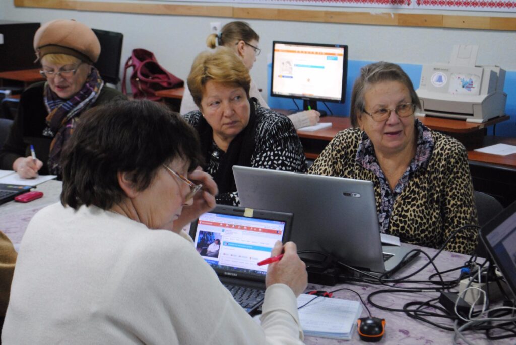 УЗВ Універсітэт Залатога Веку