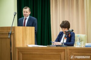 Начальнік гродзенскай СТА абвінавачваецца ў хабарніцтве Начальнік гродзенскай СТА абвінавачваецца ў хабарніцтве
