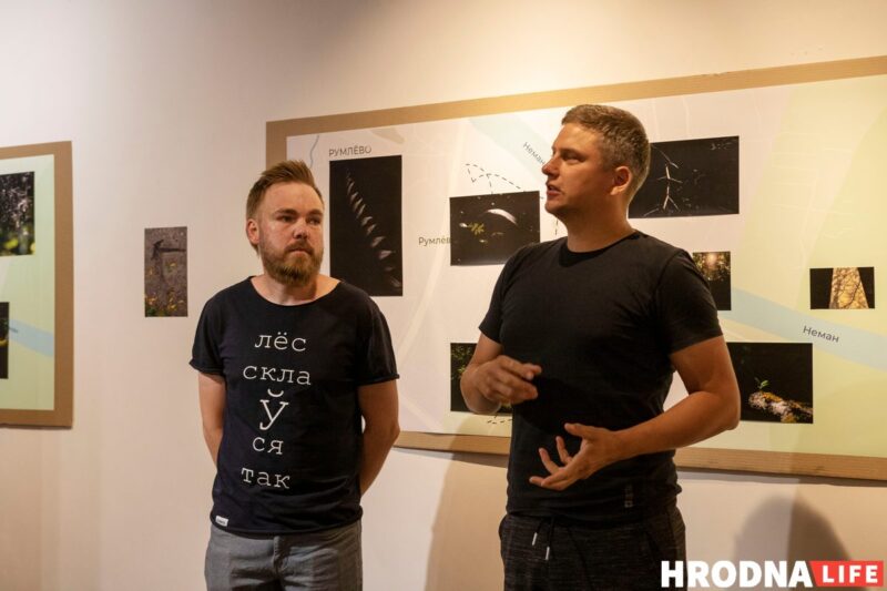 "Сувязь са спадарожнікамі страчана". Аляксандр Саенка - аб новай выставе, "падводным плаванні" і прывіднай надзеі