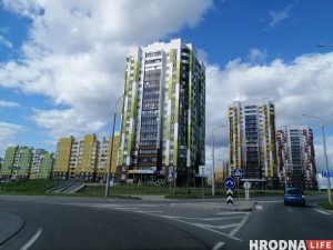 На вуліцы Томіна пачалі абнаўляць дзіцячую пляцоўку пасля звароту грамадзян На вуліцы Томіна пачалі абнаўляць дзіцячую пляцоўку пасля звароту грамадзян