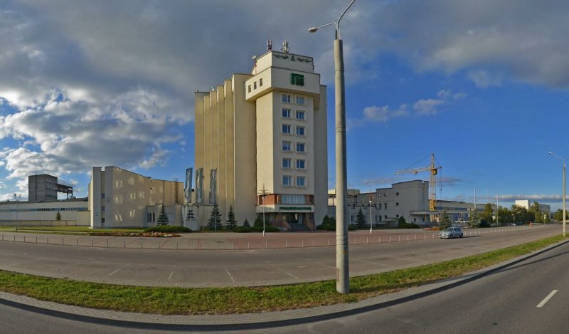 В “Гродножилстрой” обещают пускать только со справкой о вакцинации. Но подход “будет цивилизованным” В “Гродножилстрой” обещают пускать только со справкой о вакцинации. Но подход “будет цивилизованным”