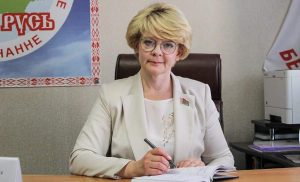 Дэпутатка з Гродна: “Расія не нападае на Украіну праз Беларусь”. Што сказала Лілія Кір’як падчас тэлефоннай прамой лініі Дэпутатка з Гродна: “Расія не нападае на Украіну праз Беларусь”. Што сказала Лілія Кір’як падчас тэлефоннай прамой лініі