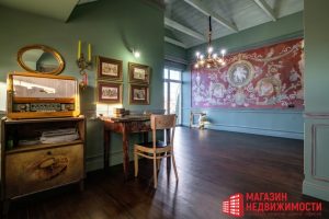 Ад $ 300 000 да $ 700 000. Як выглядаюць самыя дарагія катэджы, якія прадаюцца ў Гродне