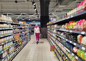 "У розумах засталася старая ўстаноўка: дзяржаўнае - значыць нічыё". Як і чаму крадуць у беларускай вёсцы