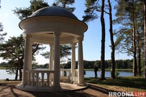 Дзе можна адпачыць з мангалам і шашлыкамі. Знайшлі 7 месцаў недалёка ад Гродна Дзе можна адпачыць з мангалам і шашлыкамі. Знайшлі 7 месцаў недалёка ад Гродна