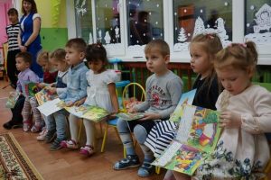 Не ведаеце, што падарыць сучаснаму чалавеку? Падарыце IT-кар'еру!