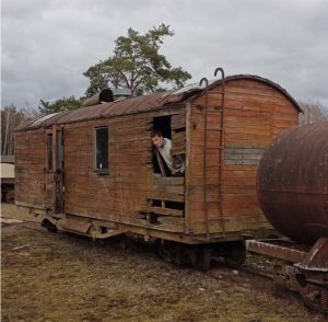 Адзіны ў Беларусі музей вузкакалеек адкрыюць пад Лідай. Як купка энтузіястаў ратуюць тэхніку і дарогі Адзіны ў Беларусі музей вузкакалеек адкрыюць пад Лідай. Як купка энтузіястаў ратуюць тэхніку і дарогі
