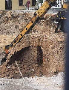 Глядзіце, які будынак з'явіцца на Урыцкага побач з КДБ Глядзіце, які будынак з'явіцца на Урыцкага побач з КДБ