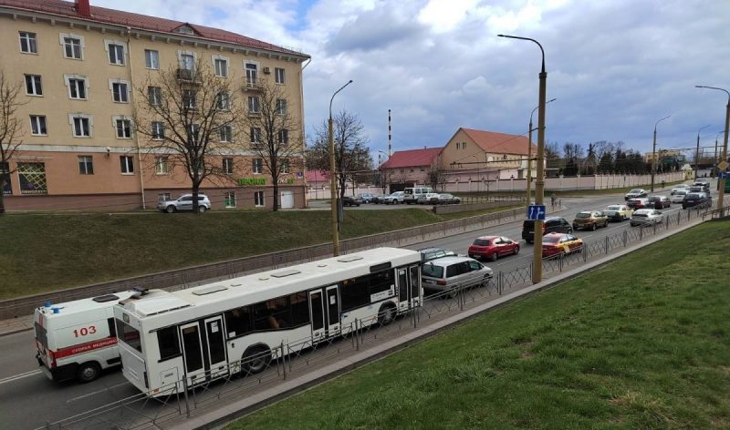 Транспарт у Гродне. Ён часта трапляе ў заторы ў горадзе