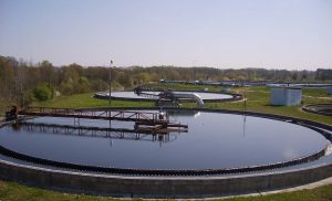 “Гродна Азот” хоча пабудаваць устаноўкі па ачыстцы сцёкаў. Іх плануюць зліваць у Нёман