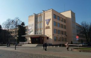 “Паступіла ў магістратуру на слабо”. Тры гісторыі пра тое, як дарослыя гродзенцы зноў селі за парту