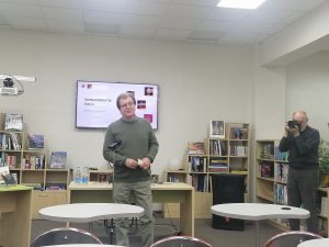 Незалежнага выдаўца затрымалі. Ён выпусціў кнігу гродзенскага прафесара Смаленчука, якую прызналі экстрэмісцкай Выдавец Зміцер Колас