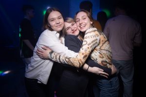 Дзяўчыны ў HIP BAR