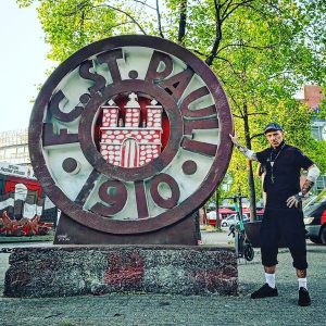 Крызіс: акардыяністка Лена з Савецкай пайшла працаваць санітаркай Ігар Банцэр