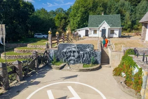 МУС адказаў святарам: дадатковых аплатаў за рэлігійныя мерапрыемствы не будзе Сядзіба "Літоўка"