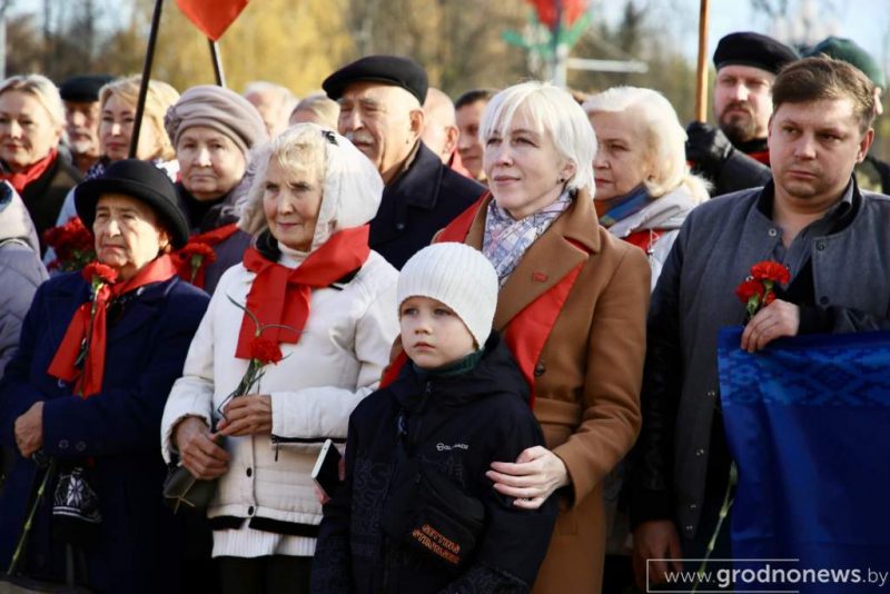 7 лістапада 2023 - мітынг ля помніка Леніну ў Гродне