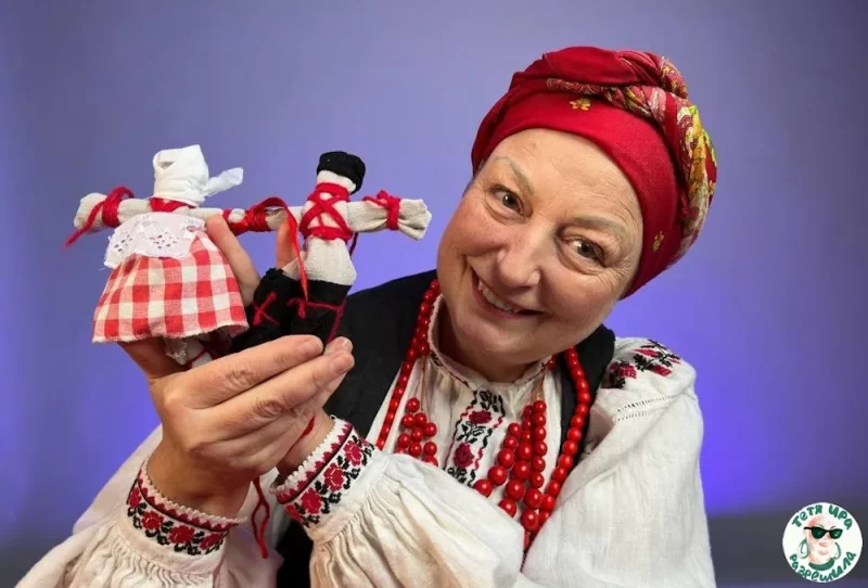 Доля – на шчасце, неразлучнікі – на каханне. Робім лялькі-скруткі і абмяркоўваем іх эфектыўнасць з псіхолагам Ірына Новік з лялькамі-неразлучнікамі