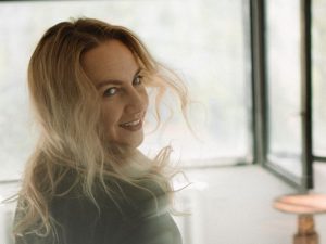 Каханне і выбар прынеслі перамогу. Як Кацярына Дабкене стала найлепшай маладой пісьменніцай Беларусі Кацярына Дабкене, пераможца літаратурнага конкурса - 2023, прысвечанага 100 - годдзю аб'яднання "Маладняк". Здымак з асабістага архіва гераіні