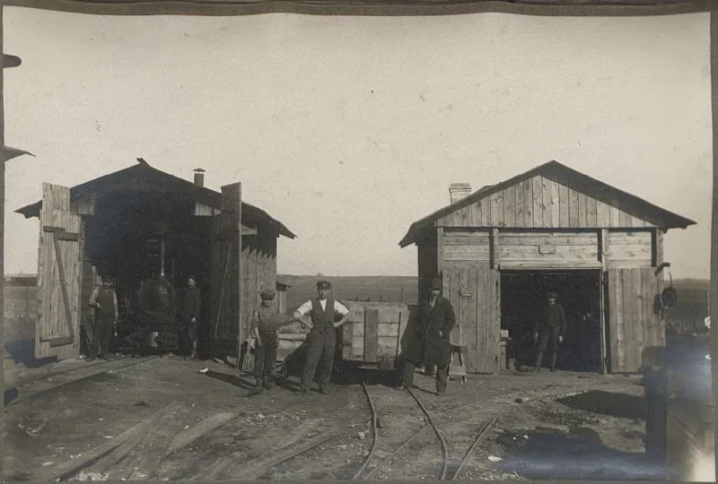 Будаўнікі дамоў Грандзіцкай афіцэрскай калоніі ў Гродне. 1924 год