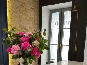 У Гродне адкрыюць кавярню ў нечаканым месцы: быццам блізка цэнтра, але пасярод прыватнага сектара Кавярна Mood