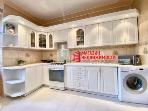 Нерухомасць тыдня: кватэра з вельмі класічным рамонтам і чорным унітазам Кватэра на вул.Сацыялістычнай. Фота: