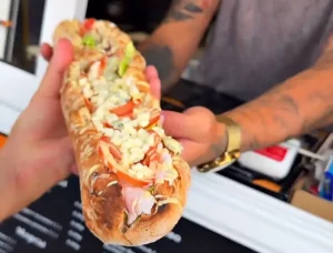 Самы вялікі хот-дог у Гродне.