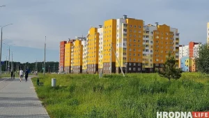 Цэны кватэр у Гродне працягваюць расці - за год павялічыліся на 5% Мікрараён Грандзічы ў Гродне. Новае жыллё - кватэры ў спальных раёнах Гродна.