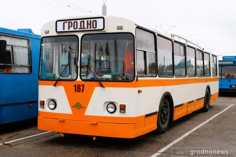 Найстарэйшы ў Беларусі тралейбус дагэтуль курсіруе па Гродне: ён адзіны такой мадэлі ў горадзе Самы стары тралейбус Беларусі працуе ў Гродне. Фота: grodnonews.by
