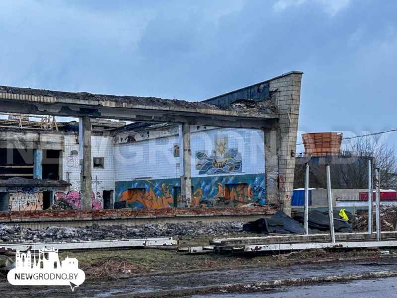 У Гродне рэканструююць басейн «Лазурный» - на яго месцы з'явіцца аквапарк У Гродне рэканструююць басейн «Лазурный» - на яго месцы з'явіцца аквапарк