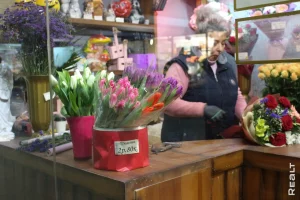 Беларусаў абурыў кошт цюльпанаў - вінавацяць санкцыі і ўведзеныя абмежаванні на гандаль Беларусаў абурыў кошт цюльпанаў - вінавацяць санкцыі і ўведзеныя абмежаванні на гандаль