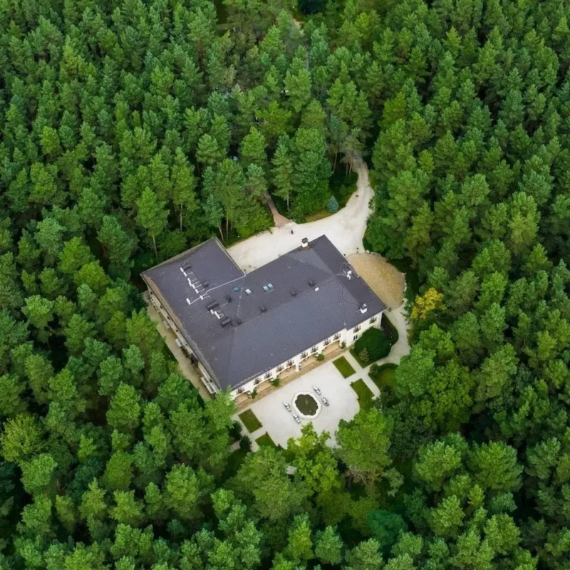 "Кронан Парк Гатэль"