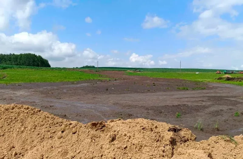 “Гаўняшачка сцякае ў рэчку”. У раку пад Навагрудкам трапілі сцёкавыя воды і забілі рыбу “Гаўняшачка сцякае ў рэчку”. У раку пад Навагрудкам трапілі сцёкавыя воды і забілі рыбу