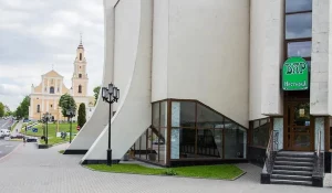 Замест панку – руская класіка. На месцы бара Nesterka адкрылася чарачная «Онегин» Замест панку – руская класіка. На месцы бара Nesterka адкрылася чарачная «Онегин»