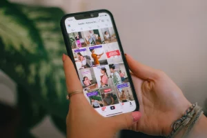 Караеў выказаўся пра скаргі гродзенцаў у TikTok: «Узялі моду звяртацца да кіраўніка дзяржавы з любой нагоды» Караеў выказаўся пра скаргі гродзенцаў у TikTok: «Узялі моду звяртацца да кіраўніка дзяржавы з любой нагоды»