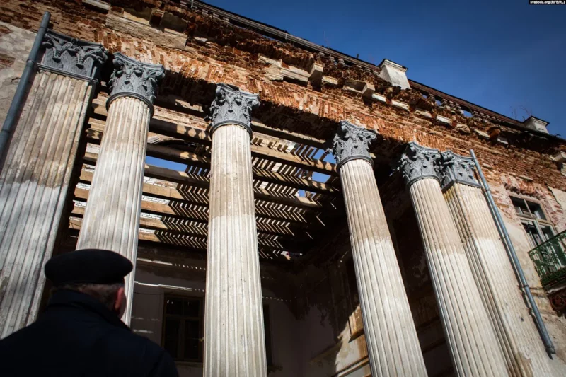 Палац Умястоўскіх у Жамыслаўлі