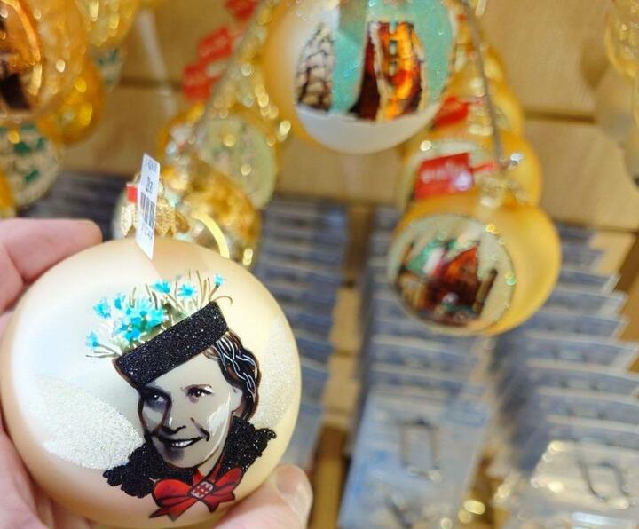 Сувенірную краму ў Мінску закрылі пасля скаргаў Бондаравай (абноўлена)