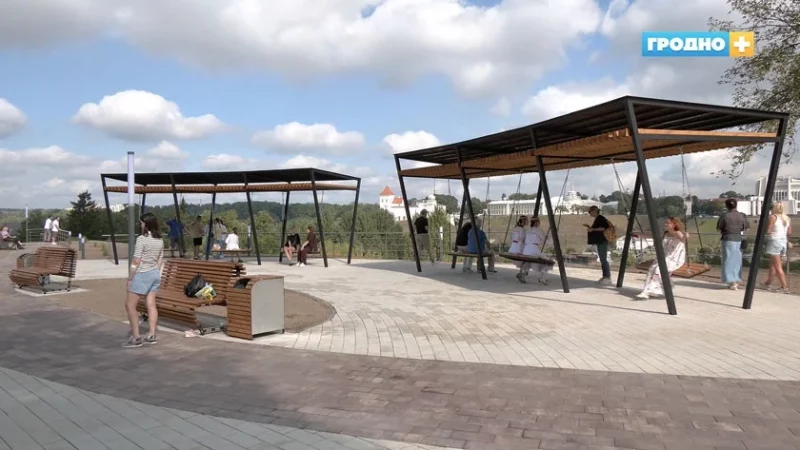 сквер на Дарвина Гродно