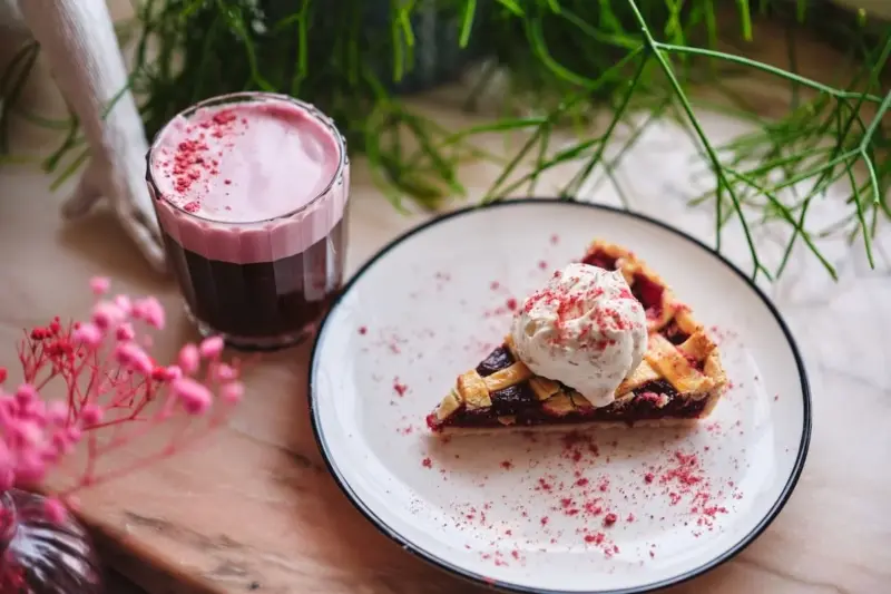 Дэсерт-мішка і кава з тапіёкай. З'явіліся першыя сэты да Gastrofest.Кава ў Гродне