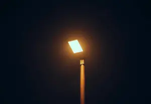 Гродна перавялі на LED-свяцільнікі для эканамічнай выгады. Як гэта паўплывае на здароўе людзей і прыроду? LED свяцільнікі