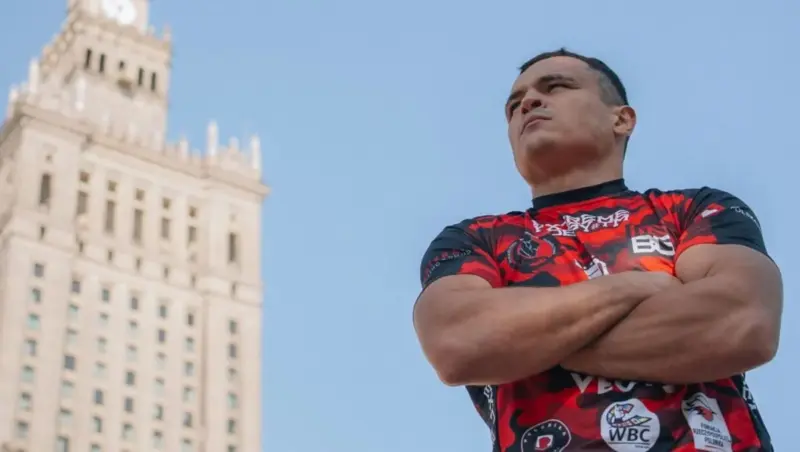 Баксёр-эмігрант з Ліды абверг словы польскіх калег — цяпер трэніруецца ў Дубаі