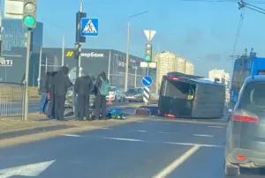 На М6 перавярнуўся грузавік з 4 мільёнамі яек