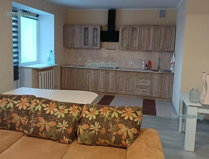 На аўкцыён выставілі арыштаваную кватэру бізнэсмэна, якога завочна асудзілі На аўкцыён выставілі арыштаваную кватэру бізнэсмэна, якога завочна асудзілі